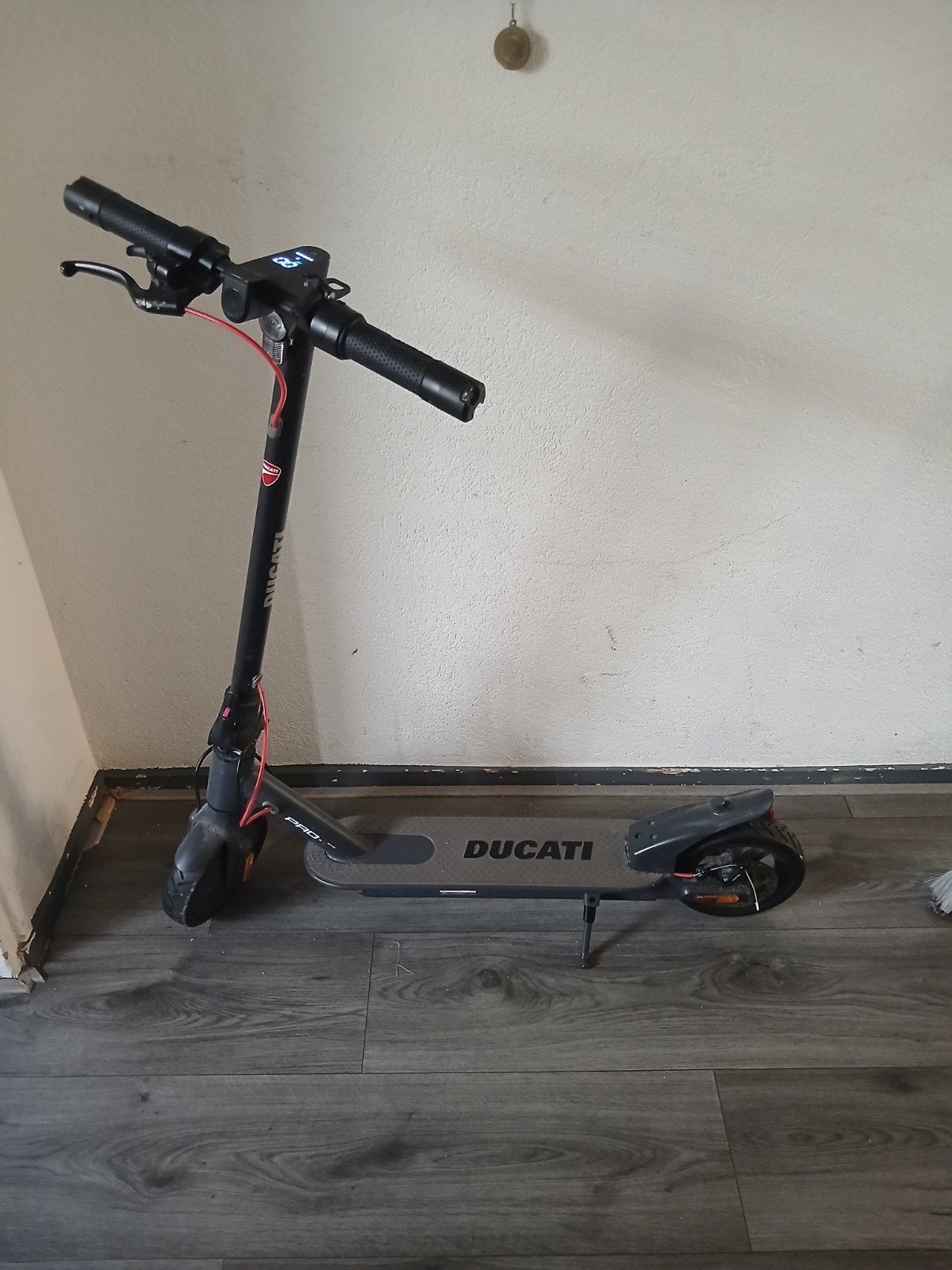 Elektrische Ducati step, Ophalen of Verzenden, Gebruikt, Elektrische step (E-scooter), Ducati Pro I Evo