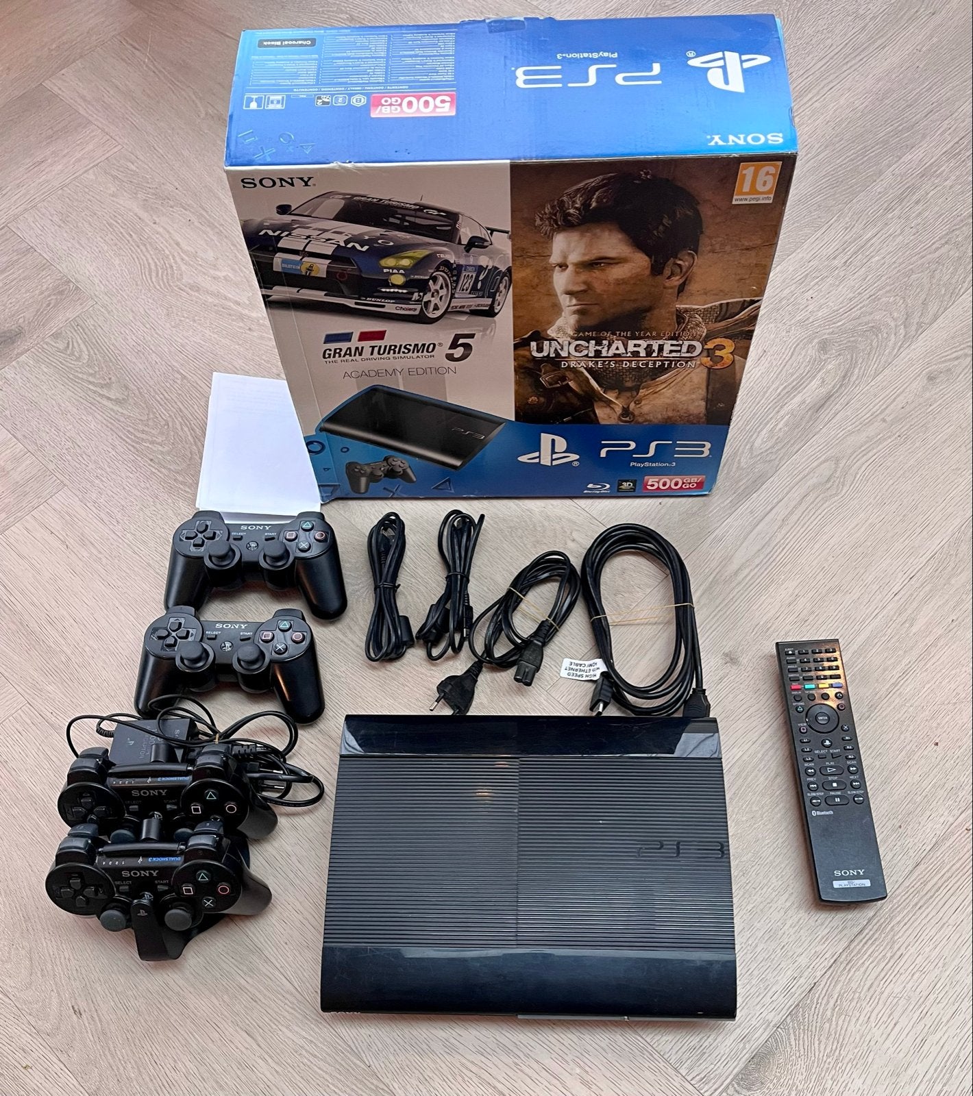 Sony PlayStation 3 Super Slim 500GB met 3 controllers en gam, Ophalen, Met games, Super Slim, Zo goed als nieuw