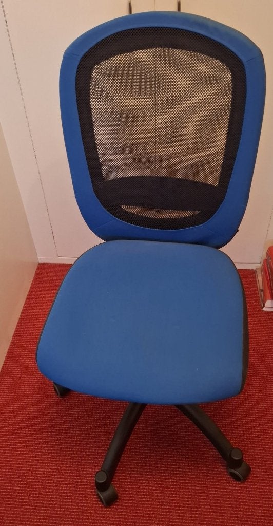 Te Koop: Bureaustoel (Blauw / zwart), Huis en Inrichting, Ophalen, Gebruikt, Blauw, Bureaustoel