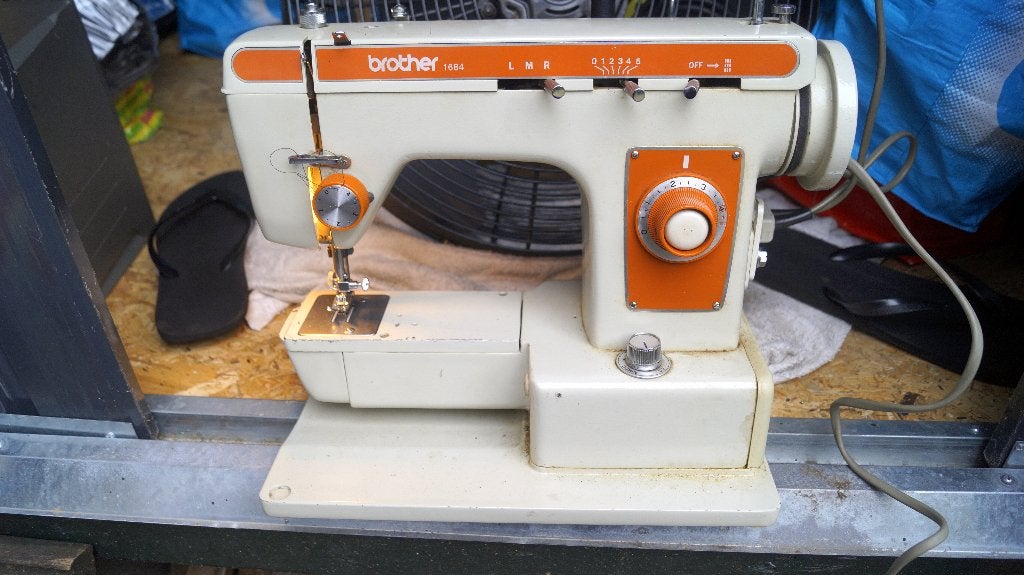 Brother 1684 Naaimachine, Ophalen, Gebruikt, Naaimachine, Brother