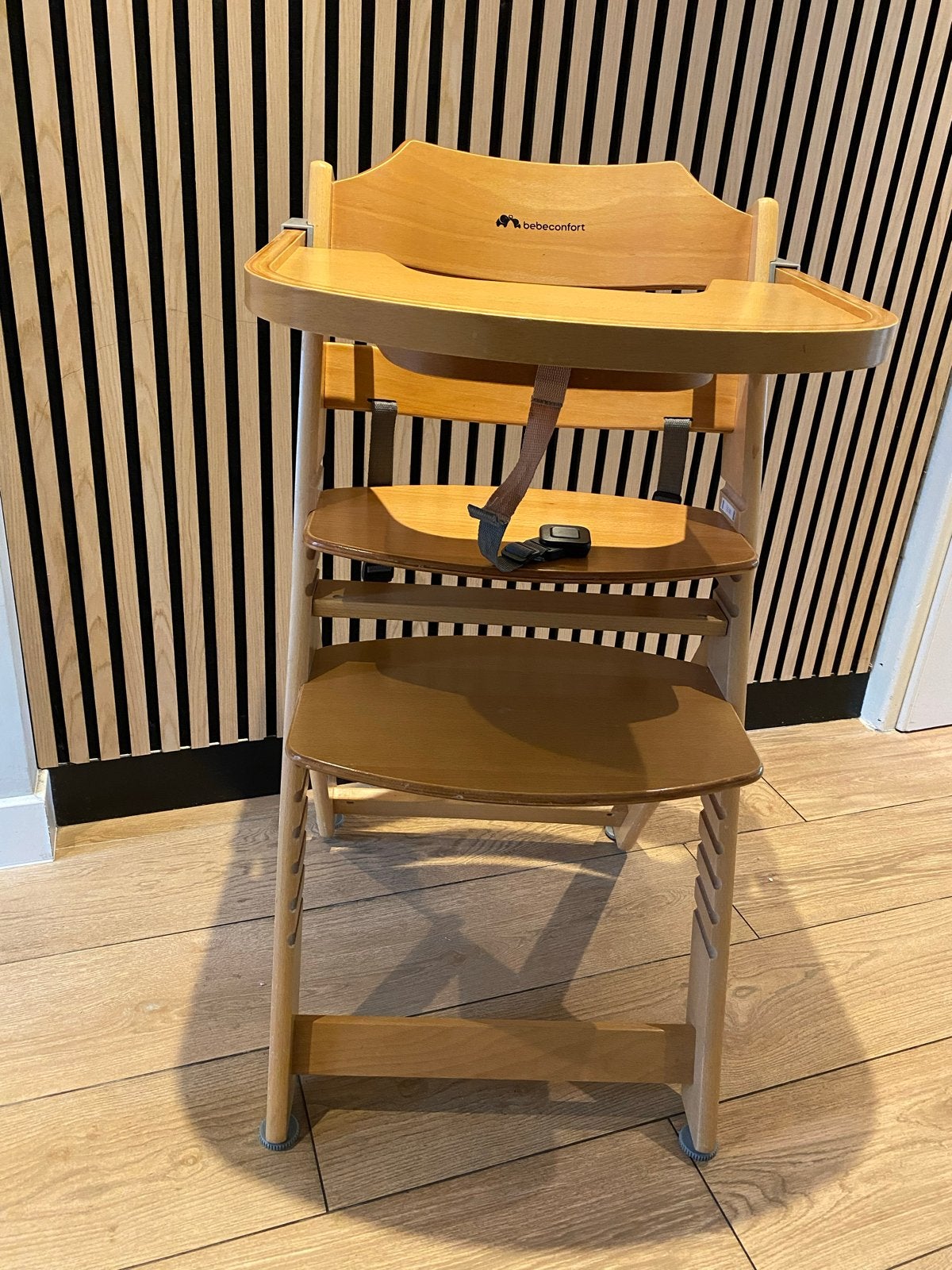 Bebeconfort Meegroeistoel - Houten Kinderstoel, Kinderen en Baby's, Kinderstoelen, Ophalen of Verzenden, Gebruikt, Meegroeistoel