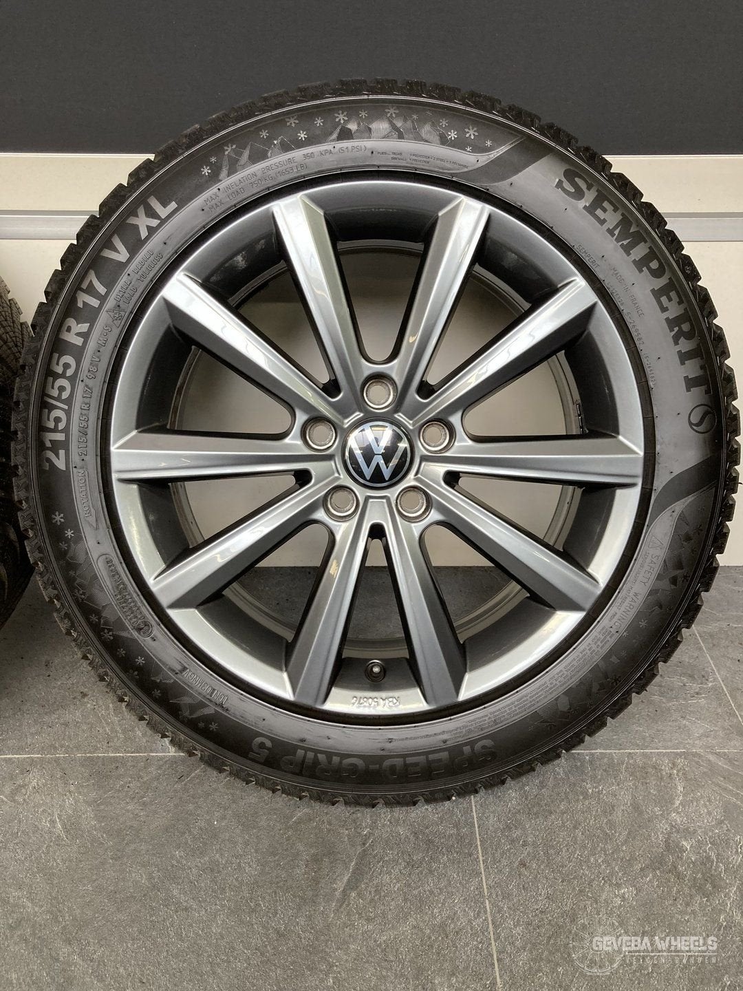 17” originele Volkswagen Passat B7 B8 B9 velgen winterbanden, Auto-onderdelen, -, -, Banden en Velgen, 17 inch