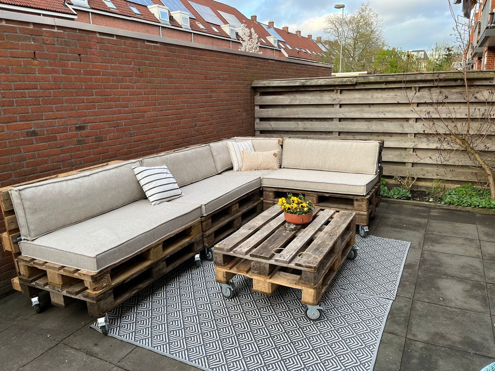 Palletkussens, Ophalen, Overige materialen, Gebruikt, Meer dan 8 zitplaatsen