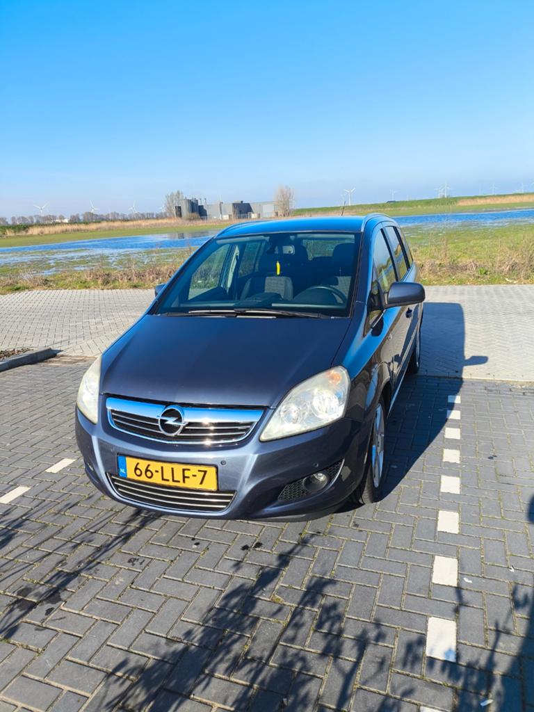 Opel Zafira 2.2 2010 Blauw, Voorwielaandrijving, 4 cilinders, Blauw, 7 stoelen