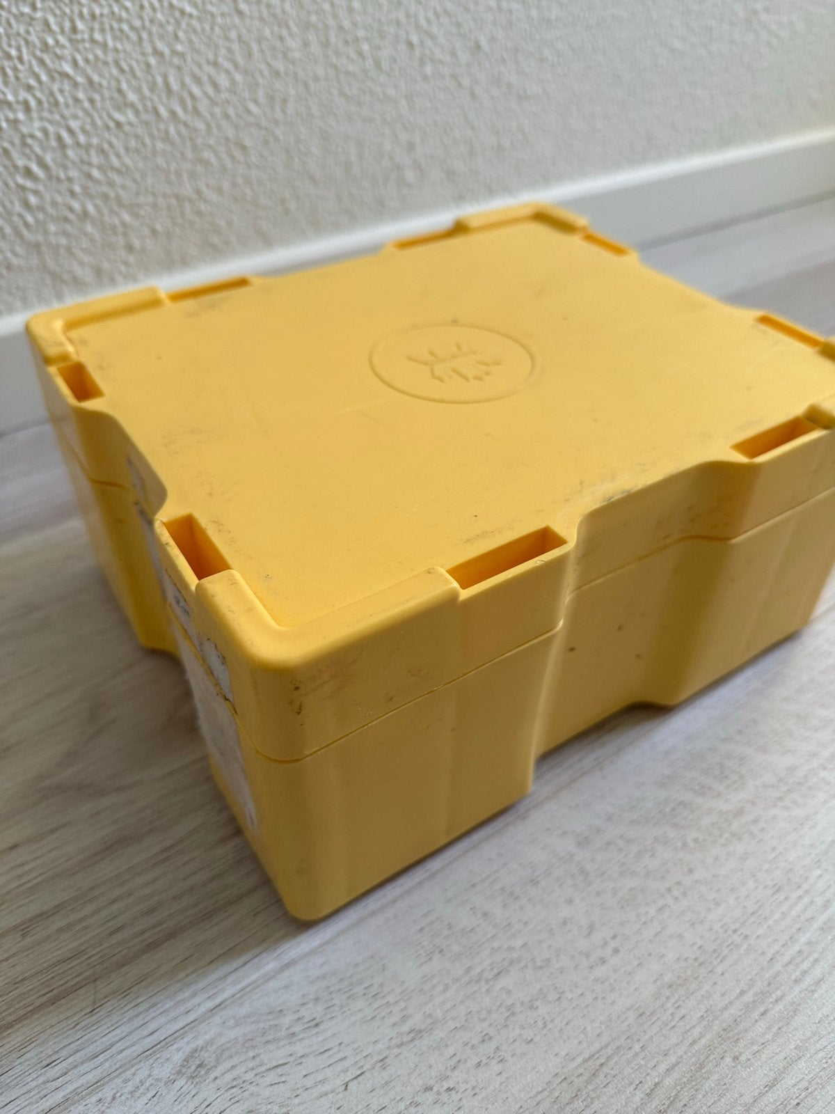 Maple Leaf Box Geel - Gebruikt, Verzamelen, Ophalen of Verzenden, Gebruikt