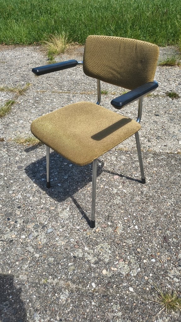 Vintage Gispen 1235 stoel met armleuningen, Huis en Inrichting, Stoelen, Ophalen, Gebruikt, Overige kleuren, Stof
