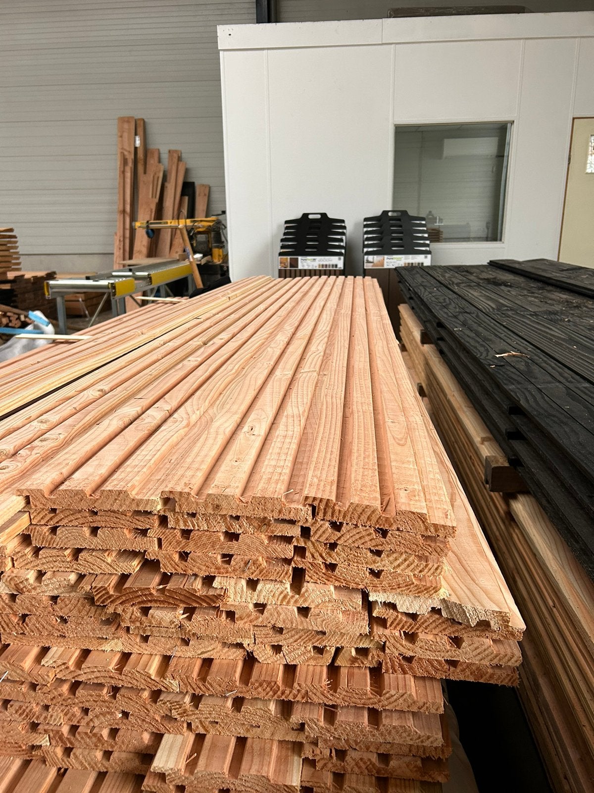 Douglas Rhombusprofielplank triple 2.1x14 x250/400 cm, Ophalen of Verzenden, Nieuw, 250 cm of meer, Balken