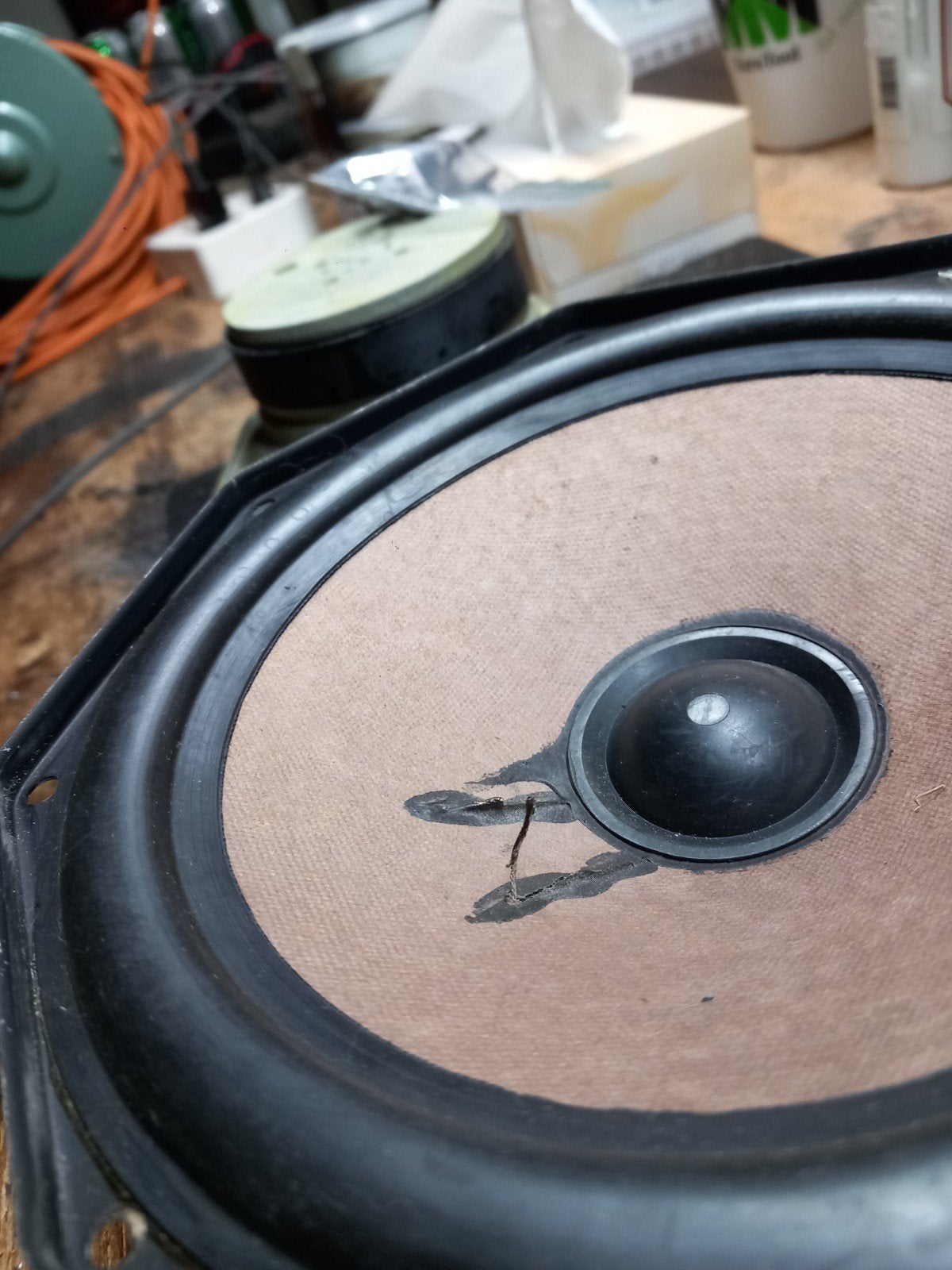 ter reparatie aangeboden woofers Philips, Ophalen of Verzenden, Minder dan 60 watt, Philips
