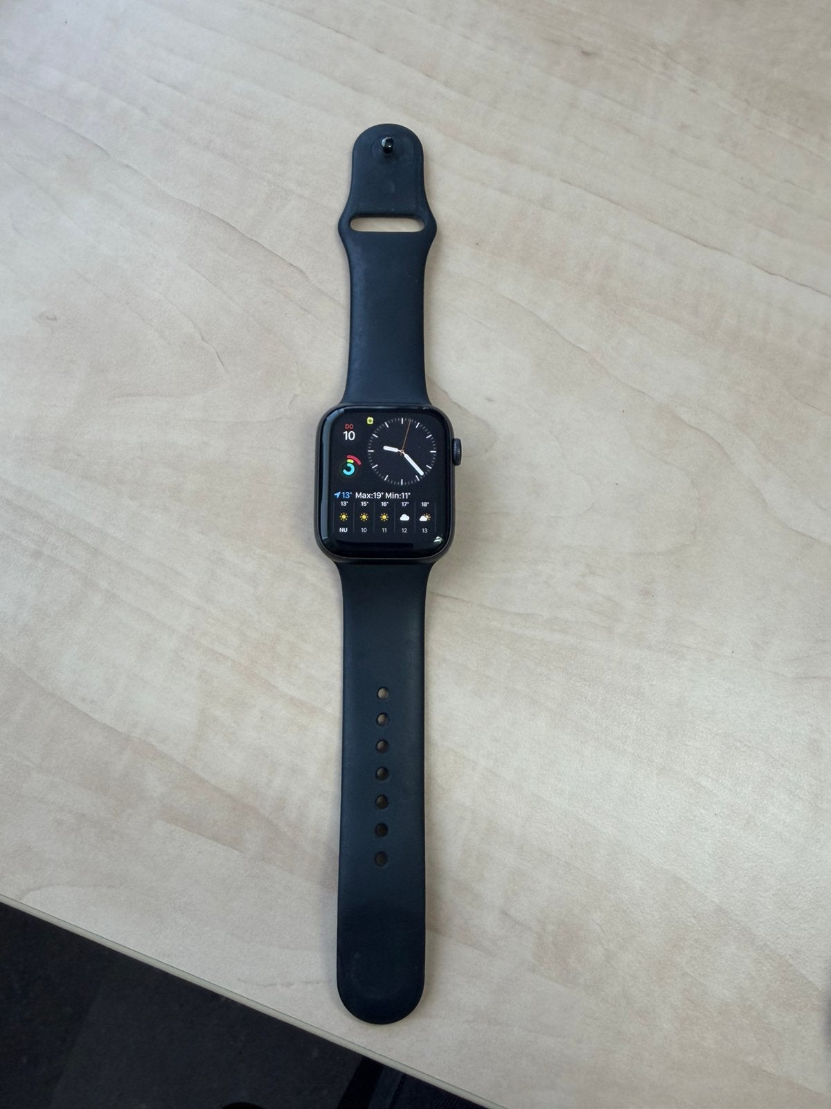 Apple Watch series 5 44MM + Cellular Aluminium, Apple Watch ⌚️, Zwart, IOS, Ophalen of Verzenden