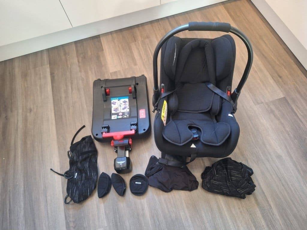 Sleeworld UltiSafi Maxi-Cosi / Autostoel + Isofix Base, Gebruikt, Isofix, 0 t/m 13 kg, Ophalen