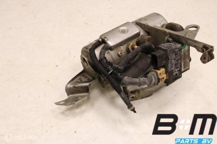 Standkachel Audi A4 8E 8E0265081, Gebruikt
