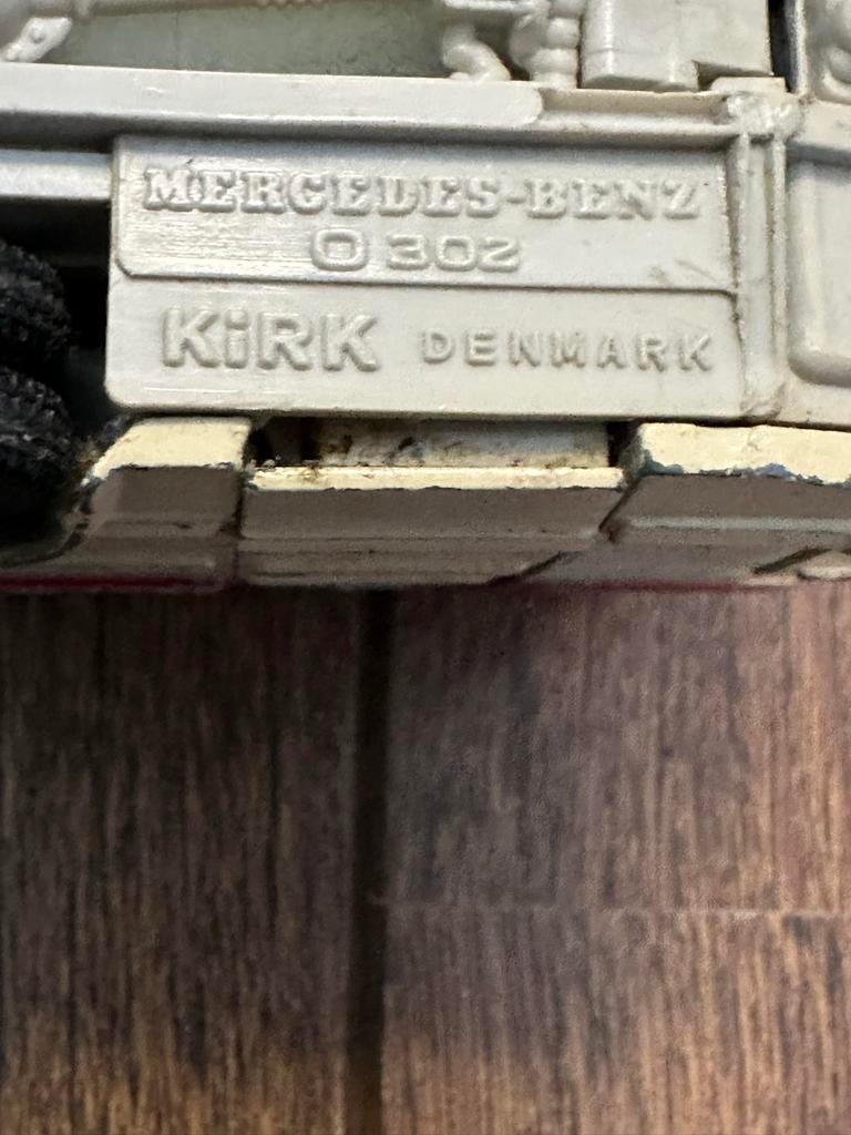 Mercedes-Benz O302 Kirk Denmark Modelbus, Hobby en Vrije tijd, Gebruikt, 1:50 of kleiner, Auto, Ophalen