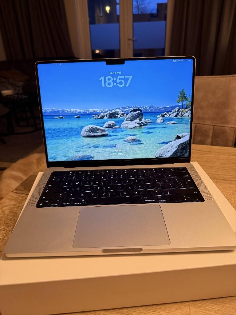 Apple MacBook Pro 14 M1 Pro 16GB 1TB (2021) + doos & oplader, Computers en Software, Apple Macbooks, MacBook Pro, 1 TB of meer