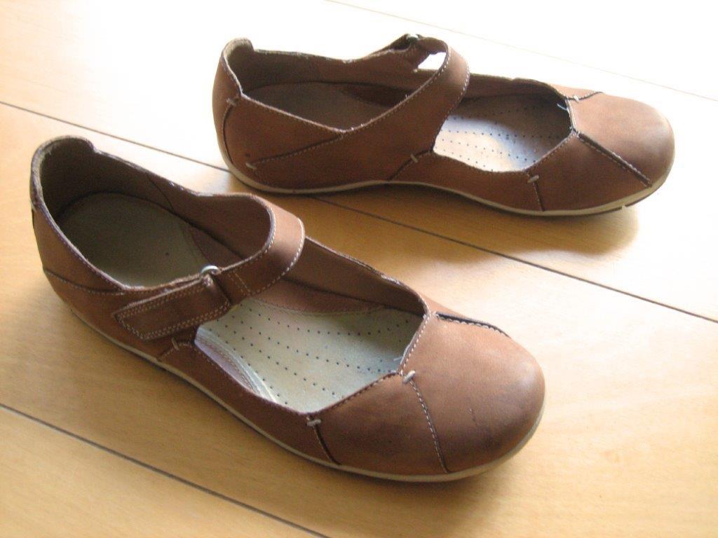 Middelbruin leren schoenen CLARKS maat 39-40 Snazzeys, Schoenen met lage hakken, Bruin, Verzenden, Zo goed als nieuw
