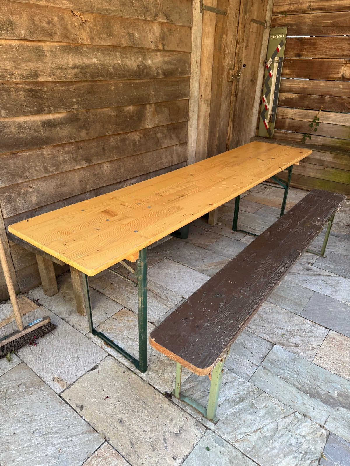Biertafel met bank - 50x220x74 cm, Tuin en Terras, Picknicktafels, Gebruikt, Rechthoekig, Hout, Inklapbaar, Ophalen