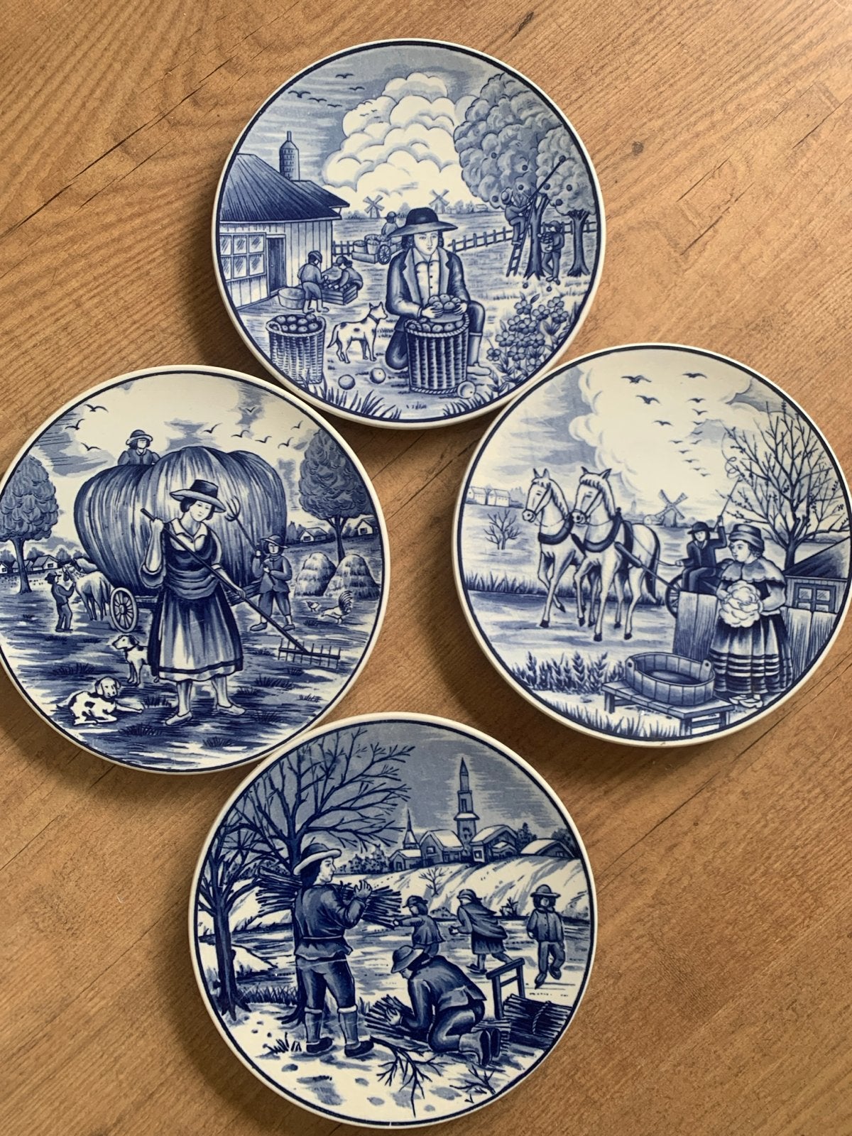 Set van 4 seizoenen Royal Delfts Blauw Handwerk wandborden, Ophalen
