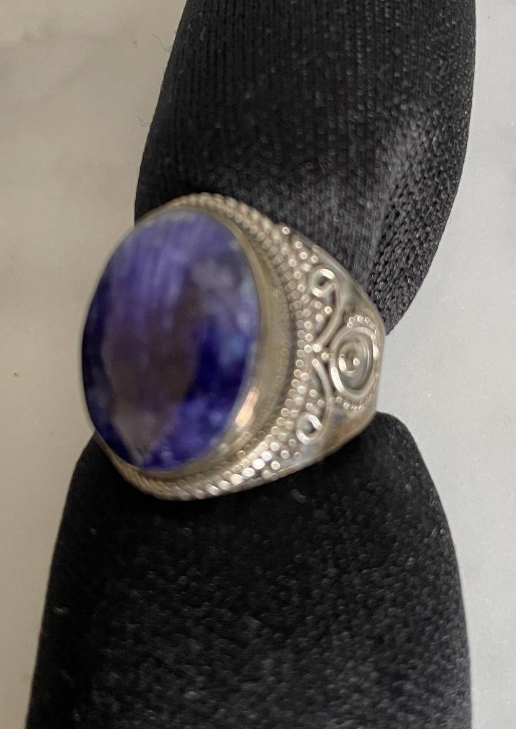 Dames Ring met Amethist, Paars, Ophalen of Verzenden, Zo goed als nieuw, 17 tot 18