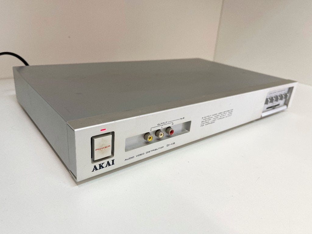 AKAI DI-V5 Audio Video Distributor, N, Ophalen of Verzenden, N, N