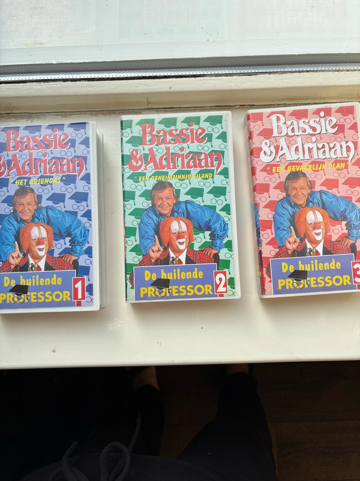 Bassie & Adriaan VHS - De Huilende Professor (deel 1, 2, 3), Cd's en Dvd's, Boxset, Gebruikt, Alle leeftijden, Kinderfilm