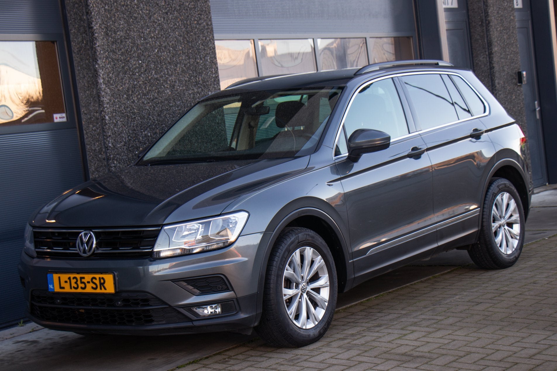 Volkswagen Tiguan 1.4 TSI Comfortline Business | Trekhaak |, Stof, Gebruikt, Euro 6, 4 cilinders
