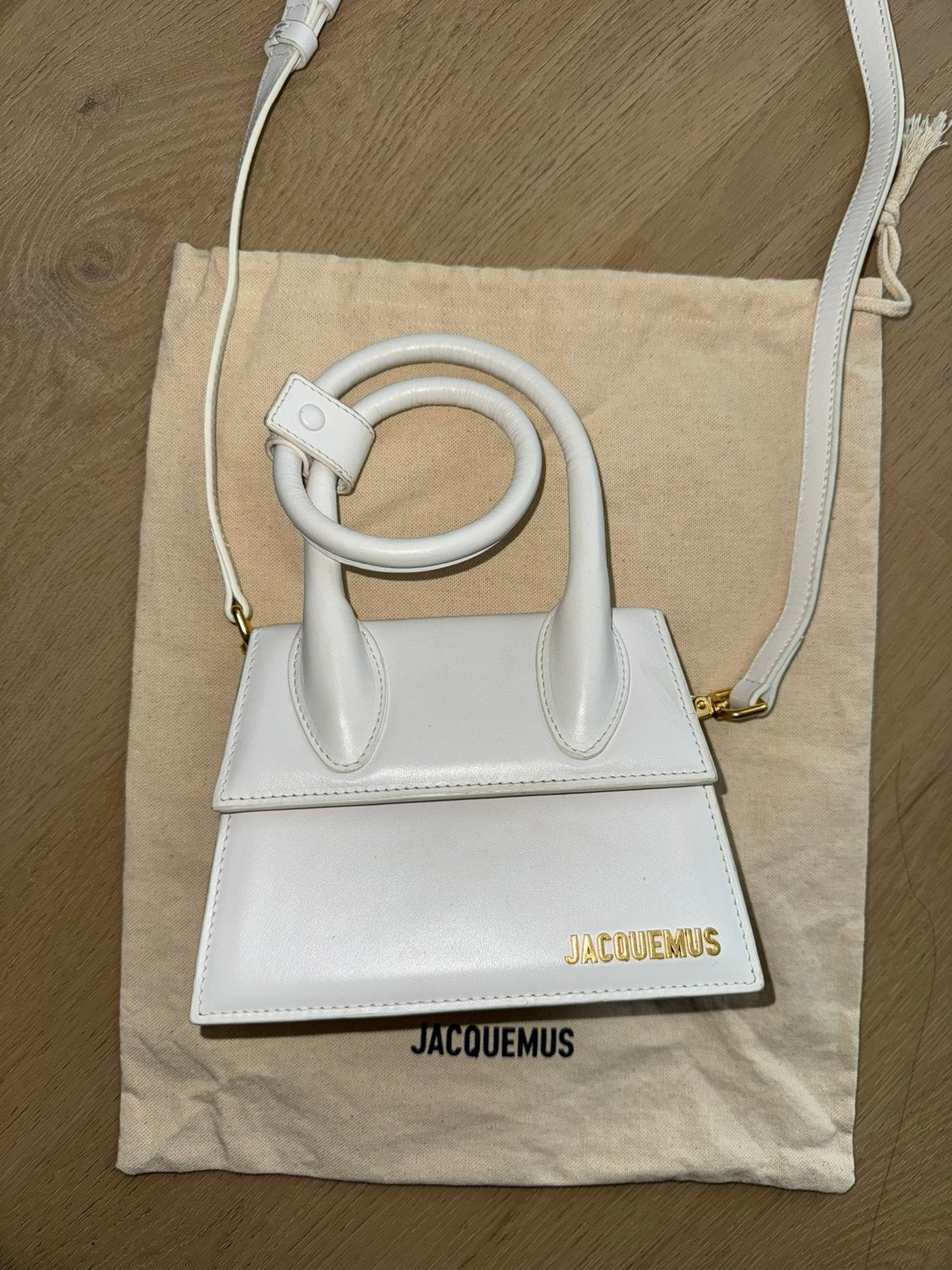 Jacquemus Le Chiquito Noeud white, origineel, Sieraden, Tassen en Uiterlijk, Ophalen of Verzenden, Zo goed als nieuw, Wit, Handtas