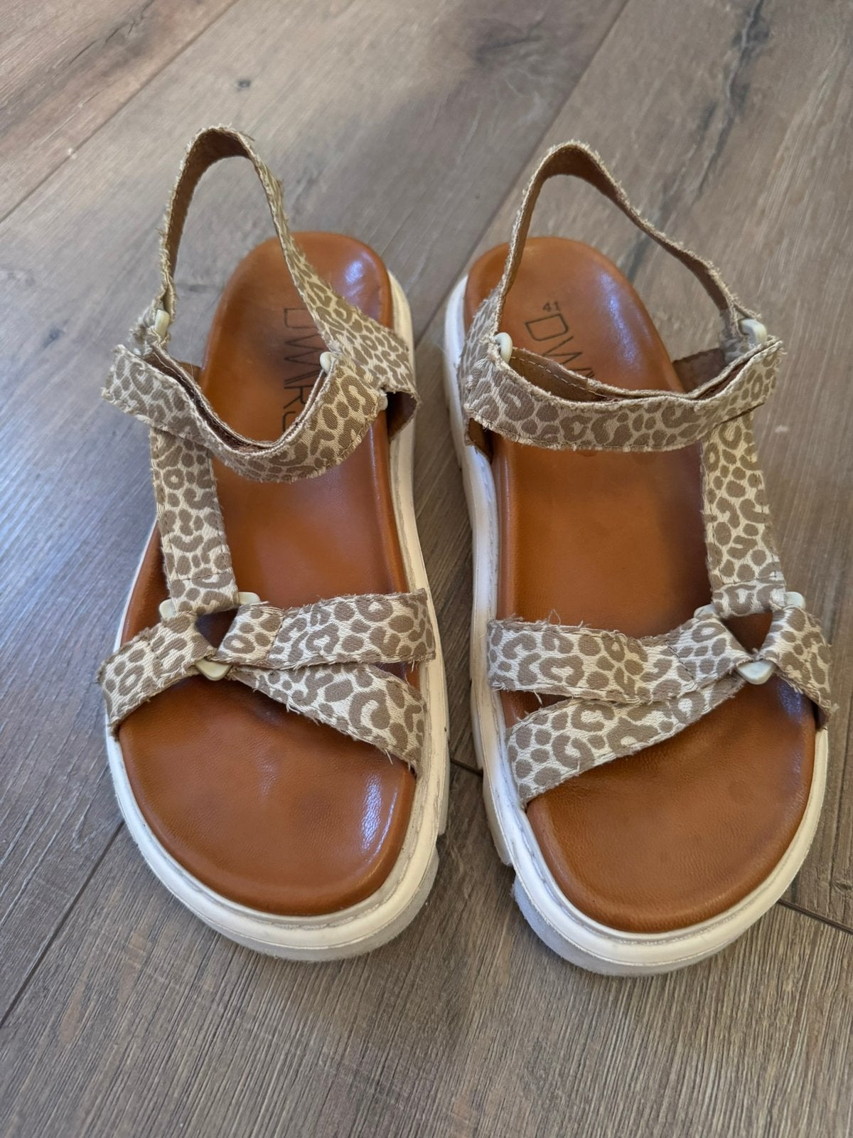 DWRS sandalen, Beige, Zo goed als nieuw, Sandalen of Muiltjes, Ophalen of Verzenden
