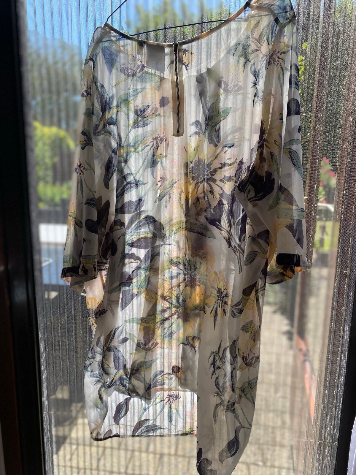 Junarose Bloemenprint Top Maat 52, Meerkleurig, Maat 46/48 (XL) of groter, Ophalen of Verzenden, Zo goed als nieuw