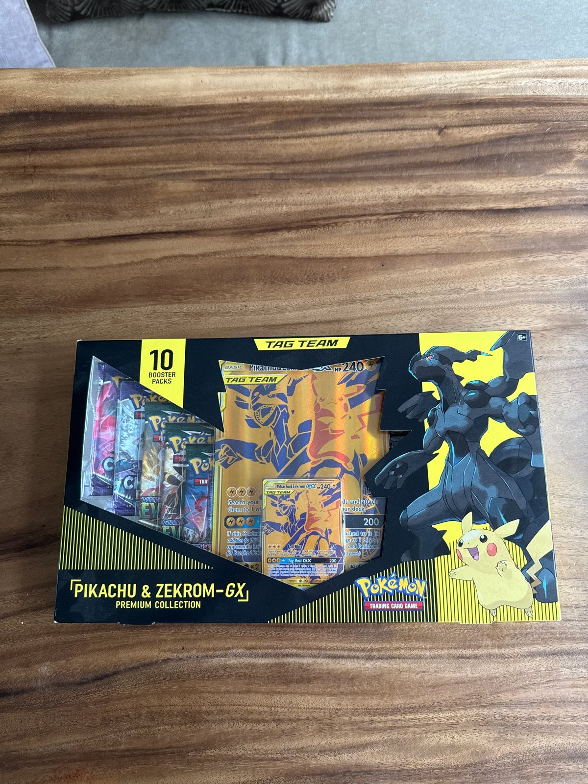 ONGEOPEND! Pokémon Pikachu & Zekrom-GX Premium Collectie Box, Hobby en Vrije tijd, Verzamelkaartspellen | Pokémon, Ophalen of Verzenden