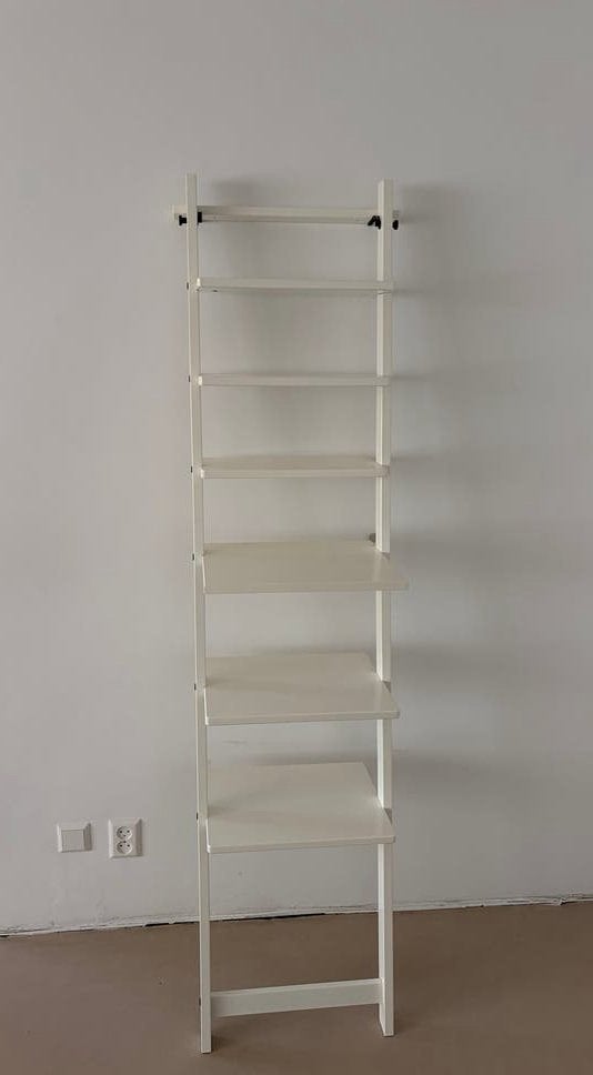 Witte ladderkast met 6 planken / White ladder shelf, Ophalen, Met plank(en), Minder dan 50 cm, Gebruikt