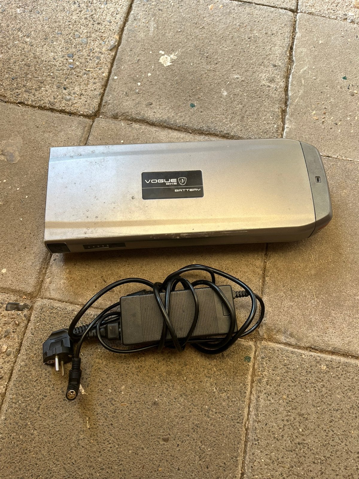 Vogue e-bike accu Phylion, type XH370 Laadt niet op, Ophalen, Gebruikt