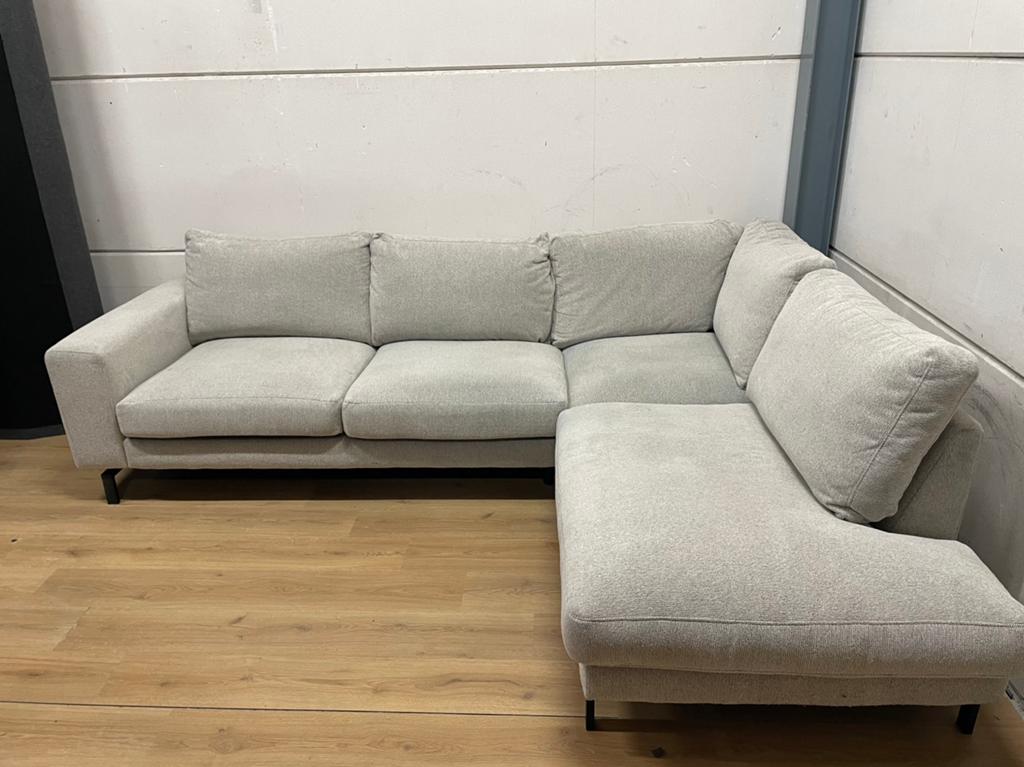 Mooie luxe licht grijze hoekbank - GEREINIGD!!!, Ophalen, 250 tot 300 cm, Luxe, Hoekbank