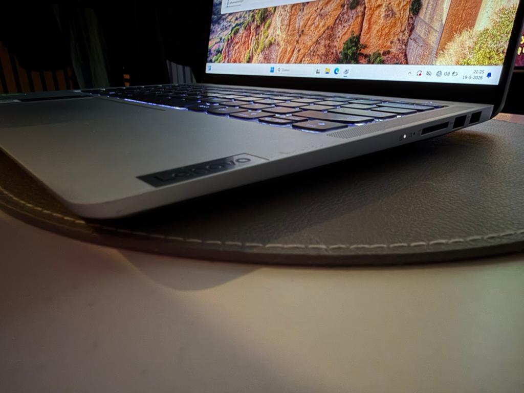 Lenovo Ideapad 5 Pro-14ACN6 Laptop - Type 82L7, Computers en Software, Windows Laptops, Met videokaart, 2 tot 3 Ghz, Qwerty, 14 inch