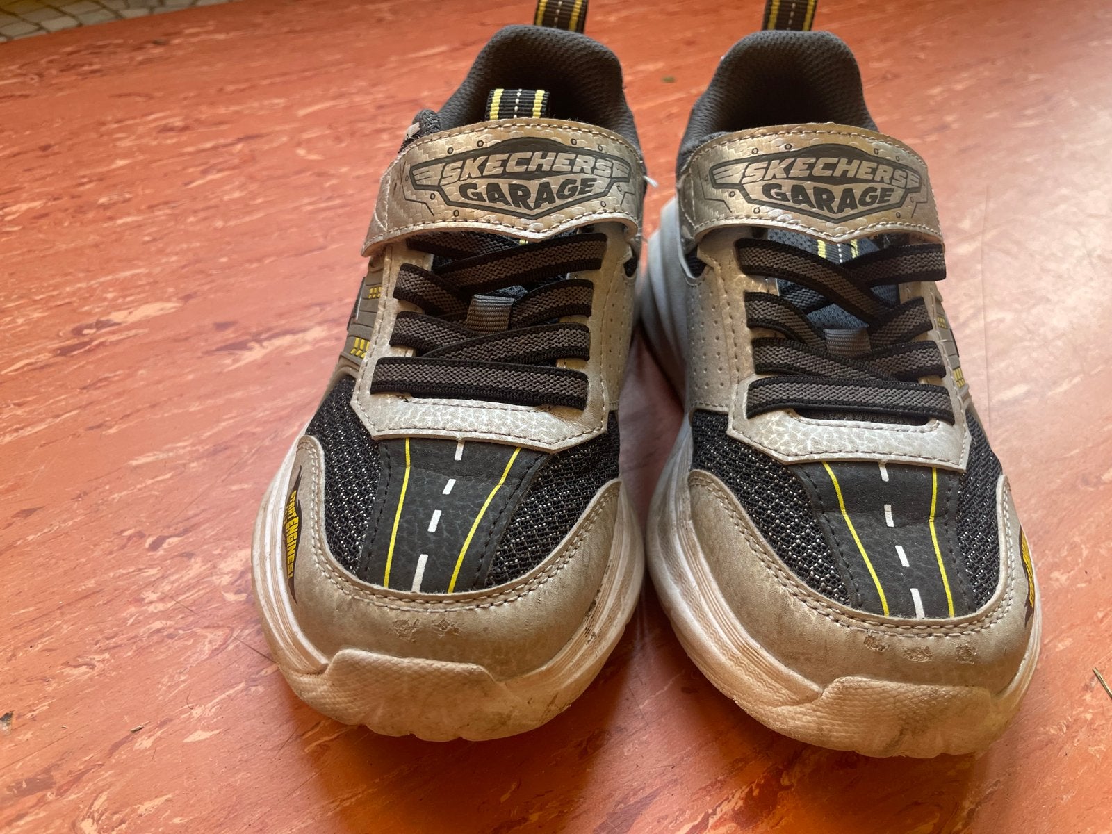 Skechers Garage schoenen - Zo goed als nieuw, Ophalen of Verzenden, Zo goed als nieuw, Jongen, Schoenen