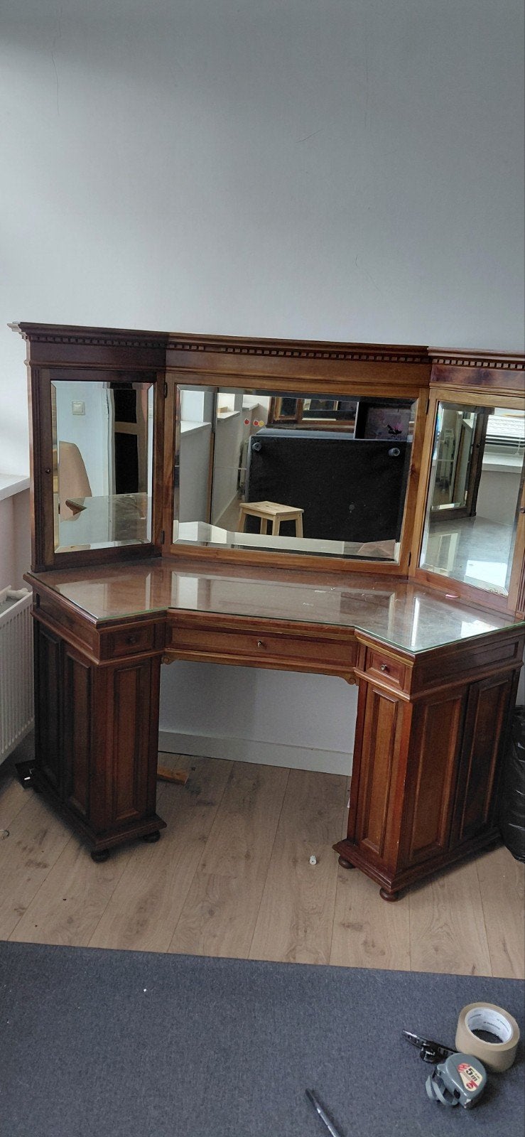 Klassieke houten kaptafel / toilettafel met spiegels – uniek, Huis en Inrichting, Tafels | Kaptafels, Ophalen of Verzenden, Gebruikt