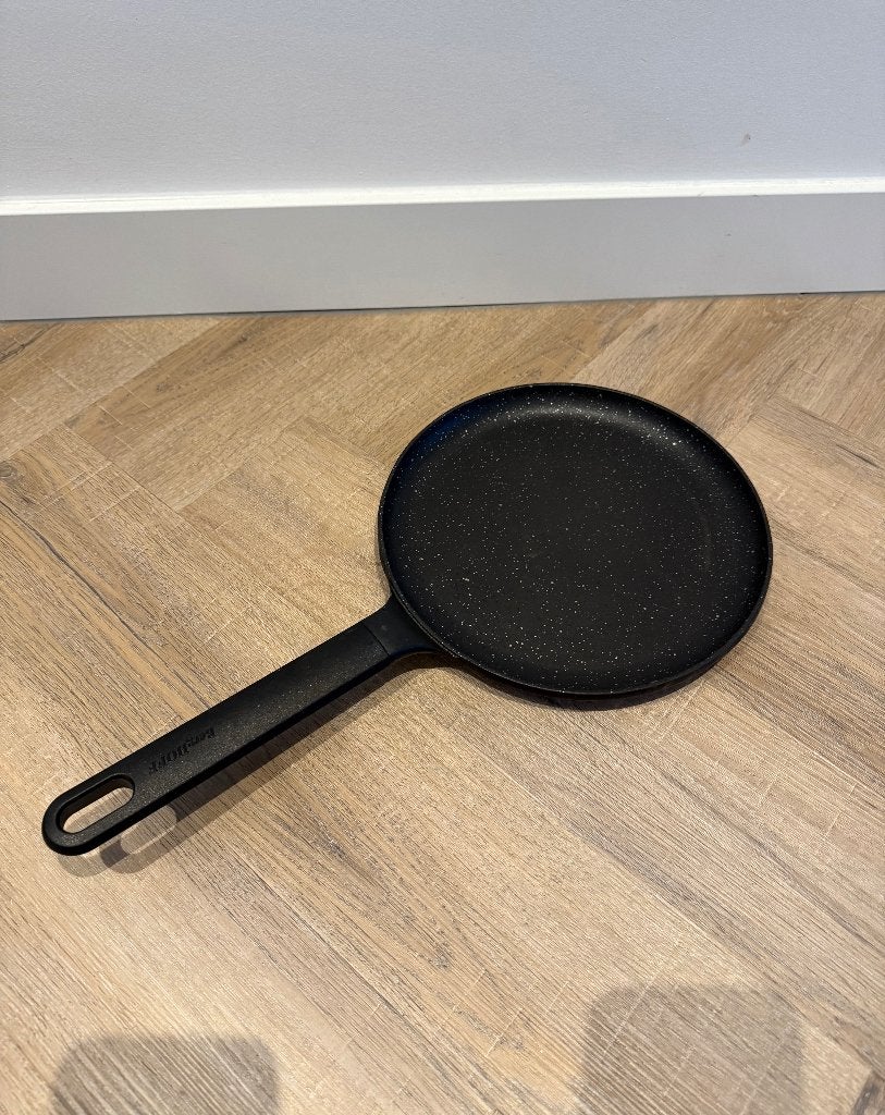 Heel goed BergHoff GEM pannenkoekenpan 24cm crepe pan rond, Huis en Inrichting, Keuken | Potten en Pannen, Ophalen of Verzenden