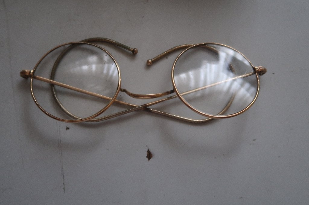 antieke bril,met metalen hoes-F jaren 30/40, Ophalen of Verzenden