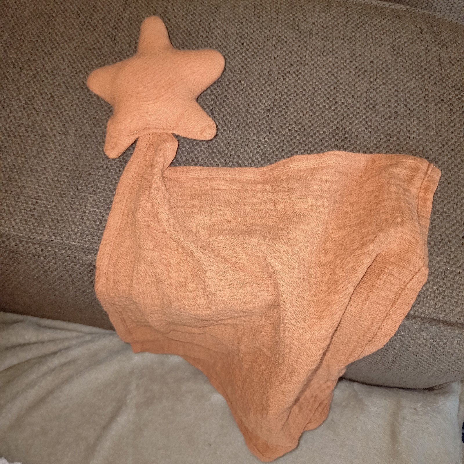 Zeeman ster kroeldoek, mousseline stof. terracotta., Overige merken, Ophalen of Verzenden, Zo goed als nieuw, Middelgroot (20 tot 80 cm)