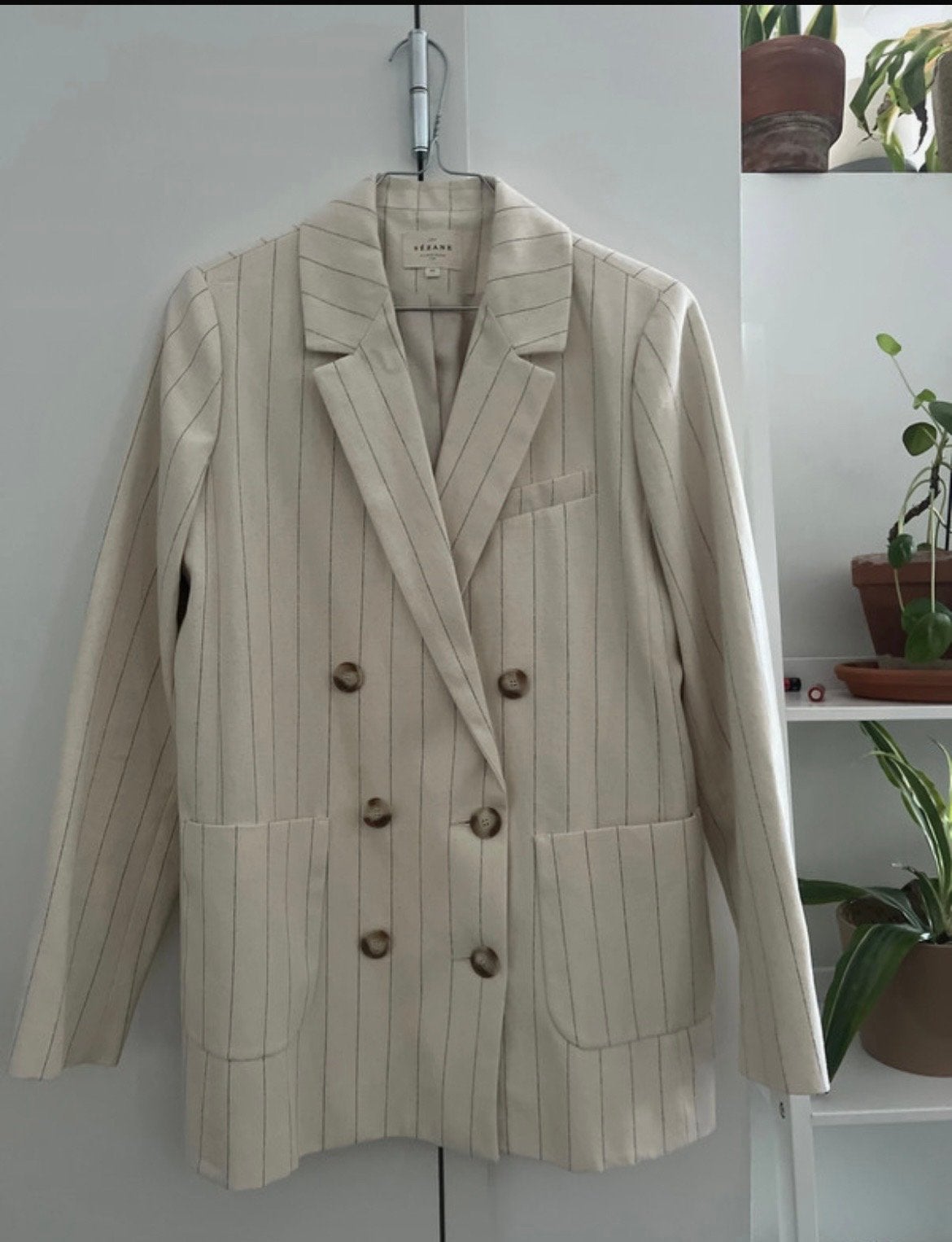 Sezane blazer met krijtstreep - Maat 40, Kleding | Dames, Jasjes, Kostuums en Pakken, Maat 38/40 (M), Beige, Ophalen of Verzenden