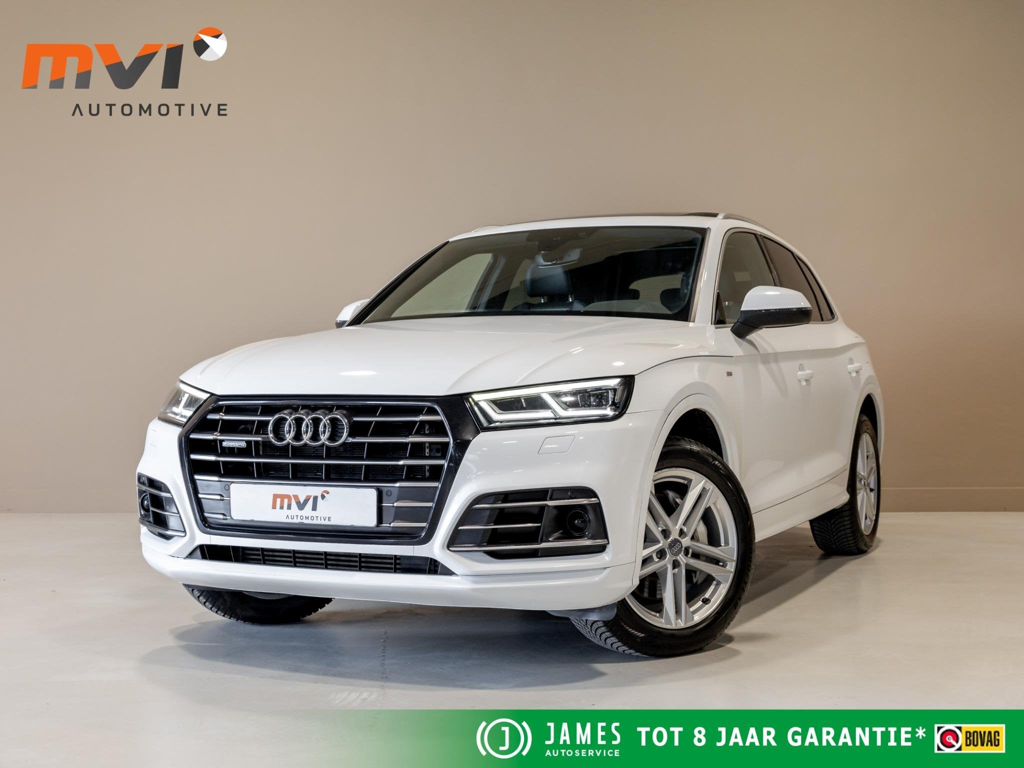 Audi Q5 55 TFSI e quattro Competition 367pk / Panorama dak /, Auto's, Automaat, 4 cilinders, Wit, Bedrijf