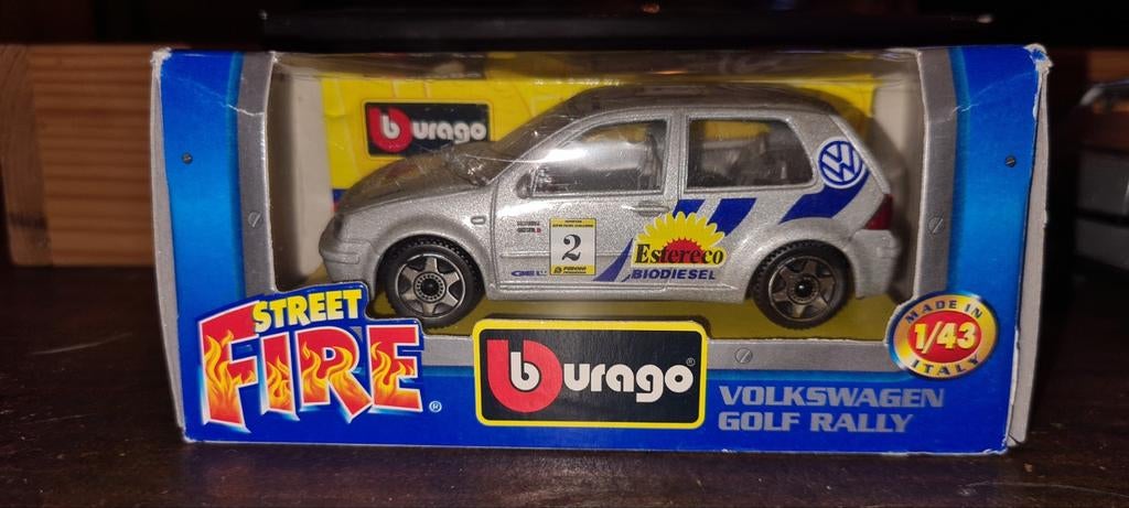 Burago Street Fire Volkswagen Golf Rally 1/43, Ophalen of Verzenden