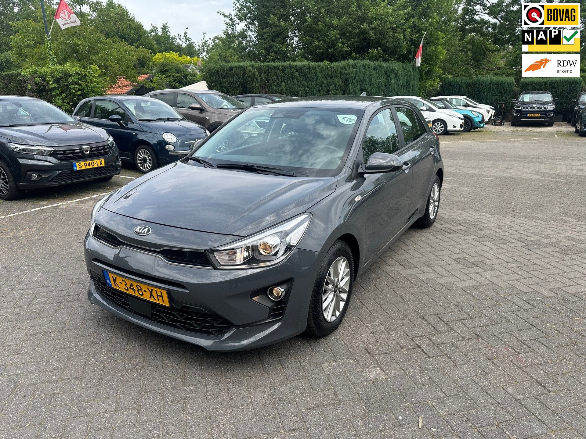 Kia Rio 1.0 T-GDi MHEV DynamicLine , navigatie , pdc met cam, Auto's, Voorwielaandrijving, Dealer onderhouden, 450 kg, Gebruikt