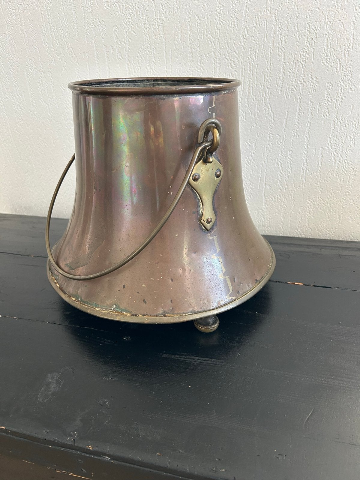 Antieke Koperen Emmer op Pootjes - 25 cm Hoog, Ophalen of Verzenden, Koper