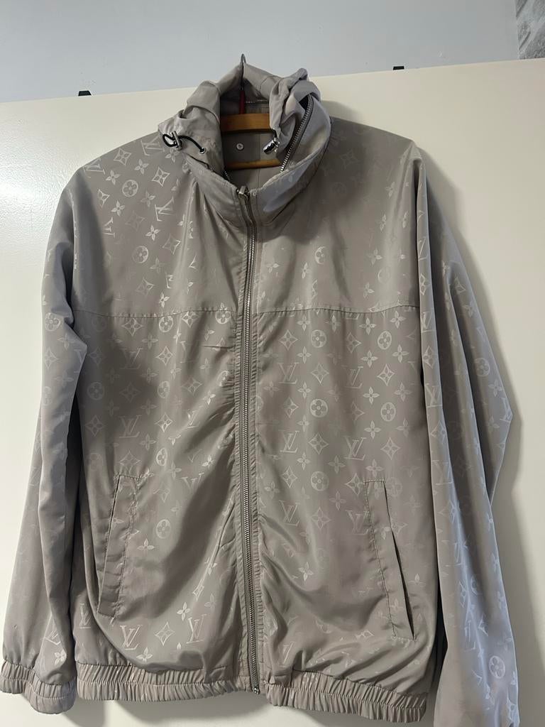 Louis Vuitton Monogram Windbreaker Jas, Kleding | Heren, Ophalen of Verzenden, Zo goed als nieuw, Maat 48/50 (M), Beige