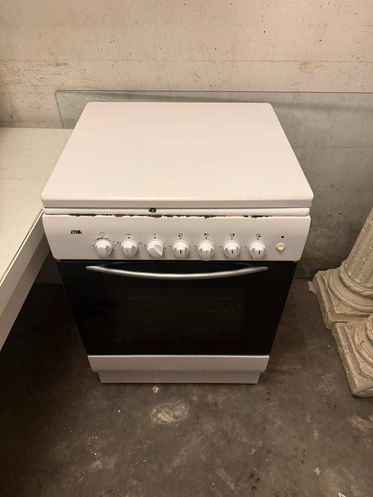 Gasfornuis Goed Werkend, Witgoed en Apparatuur, Zo goed als nieuw, Gas, Vrijstaand, 85 tot 90 cm