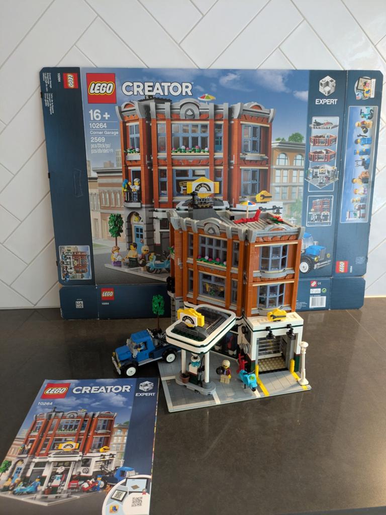 Lego 10264 Corner Garage compleet met instructies en doos, Ophalen, Lego, Zo goed als nieuw, Compleet
