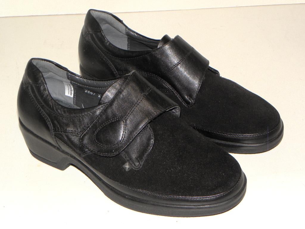 Zwarte Xsensible bandschoen maat 5 of 38 wijdte J, Kleding | Dames, Schoenen, Xsensible, Ophalen of Verzenden, Zo goed als nieuw