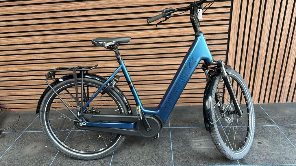 Trek District 3 Bosch Smart| 545Wh| Lage km |€2650| garantie, 55 tot 59 cm, Ophalen, Zo goed als nieuw, Overige merken