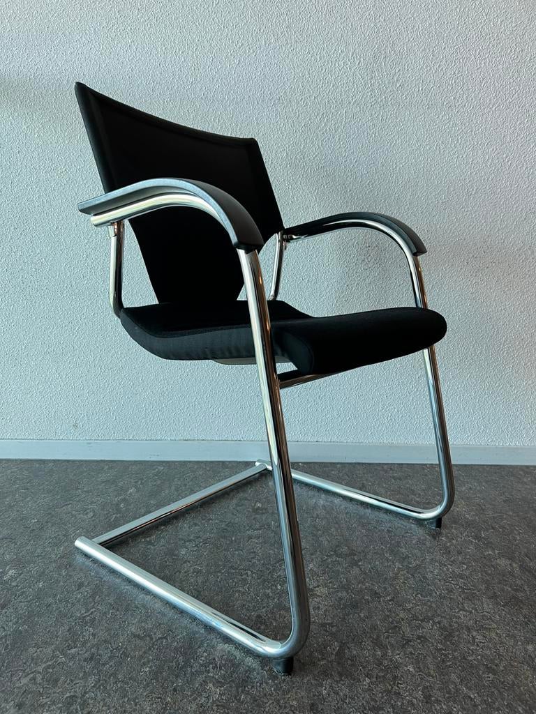 4x Wilkhahn Modus designstoel– zwart/chroom, Ophalen, Stof, Zwart, Zo goed als nieuw