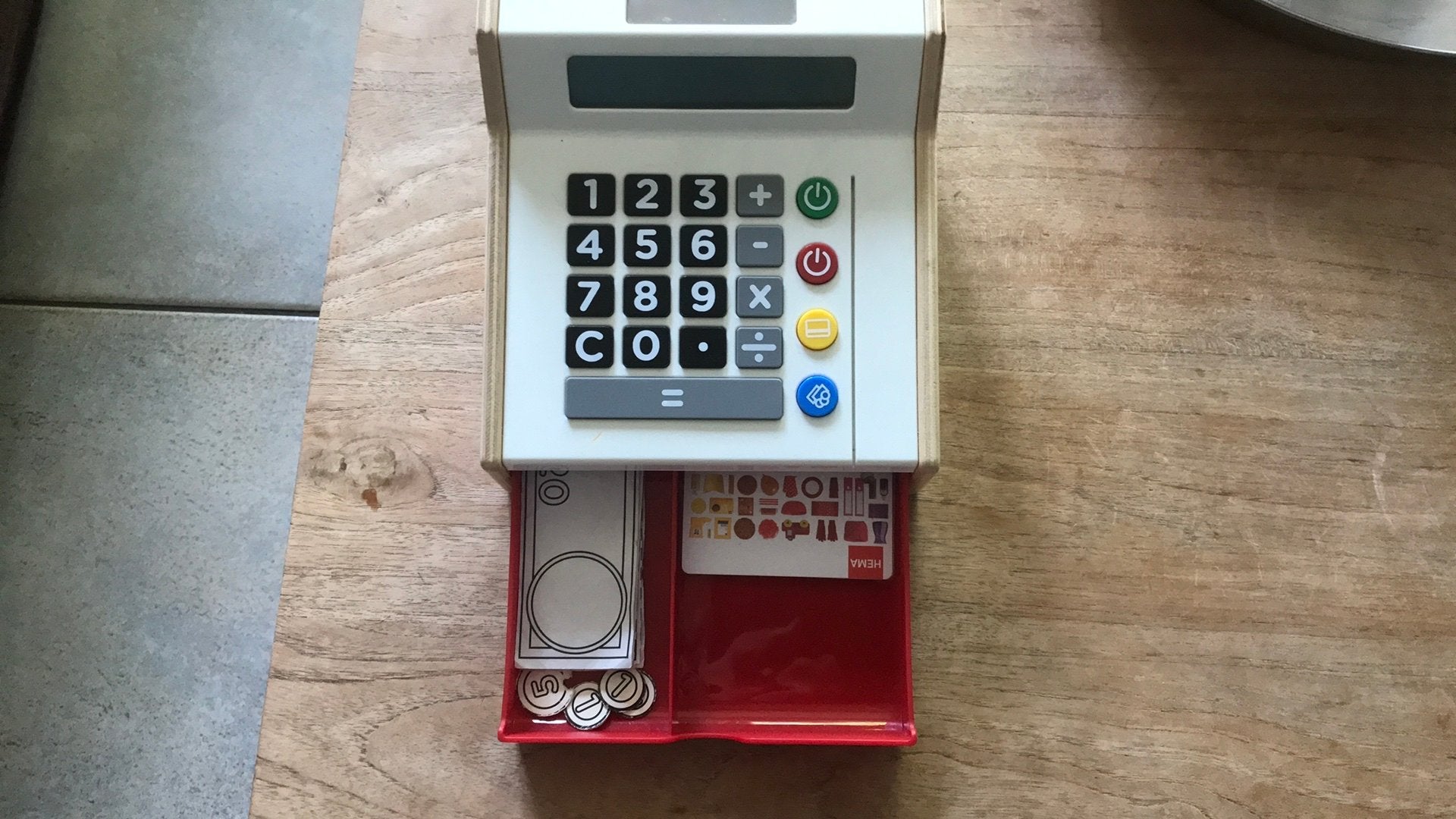 Kinder kassa Ikea, Ophalen, Gebruikt