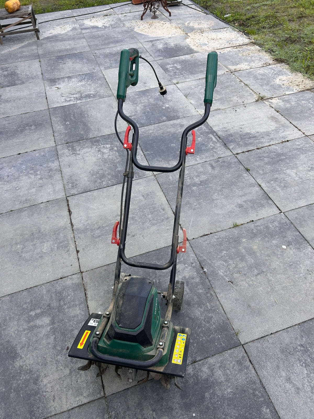 Elektrische grondfrees - Perfect voor tuinwerk, Ophalen, Gebruikt